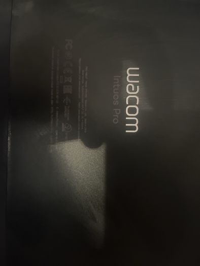 Wacom Intuos Pro PTH-660