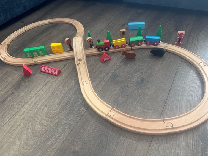 Wooden Toy Train Set, track, animals, train - free postage