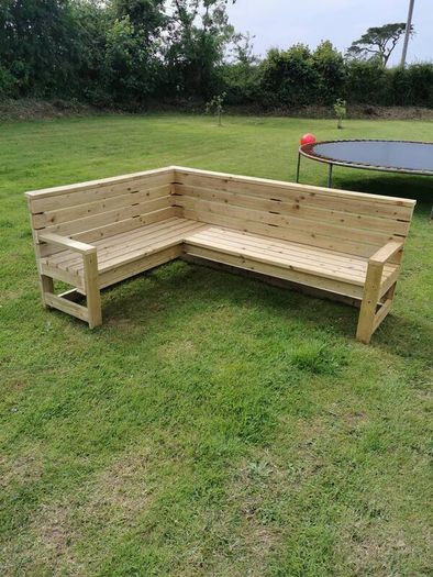 L-shape garden bench