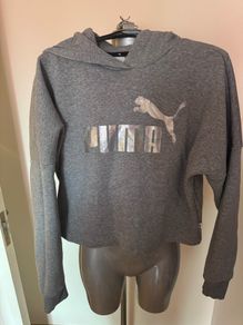 Puma Essentials girl's grey hoodie with silver logo age 13/14 yrs 164 cm Perfect condition Postage included