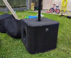 EV bass bins