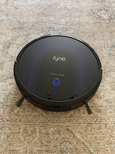 Eufy RoboVac 30C Max Robot Vacuum - Fully Working + Spare Parts