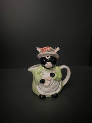 Novelty cow milk jug