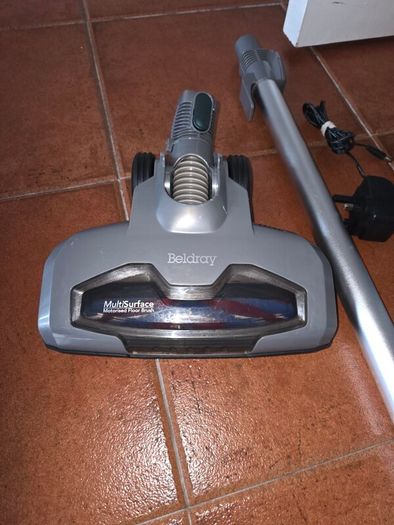 Beldray Cordless Vacuum Cleaner (please read add)