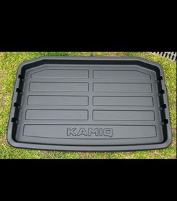 Kamiq plastic boot dish
