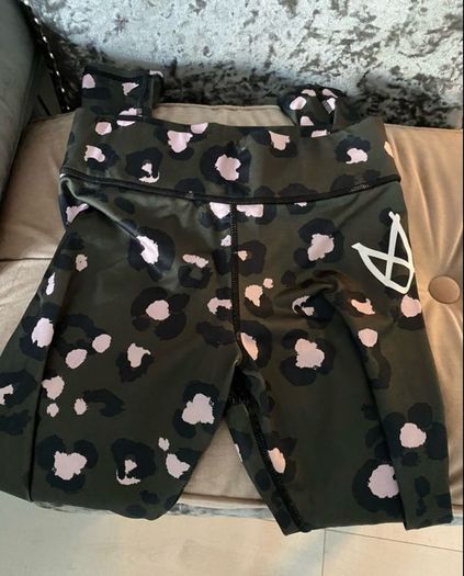 Minkpink gym set size small