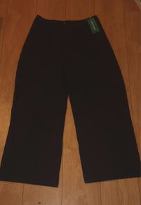 womens cropped leg trousers