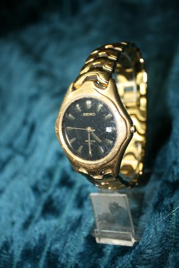 Seiko Men's 7n32 F019 Vintage Not-working  Quartz Analog Watch