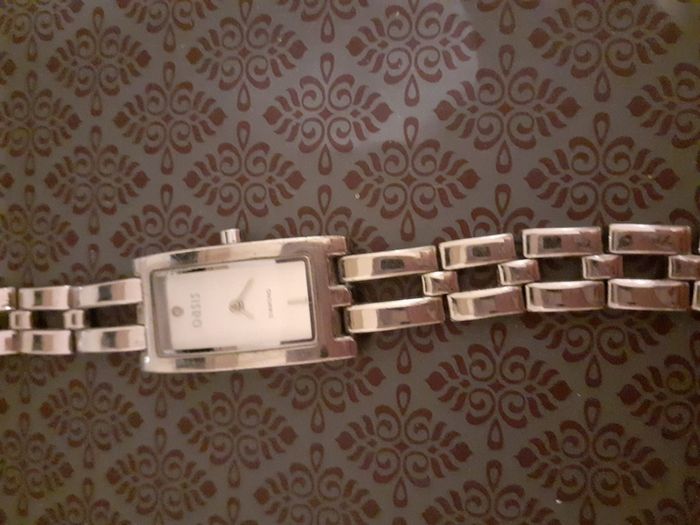 Oasis Watch