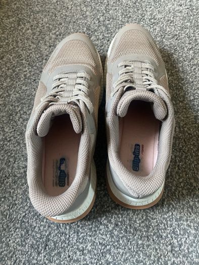 sketchers women