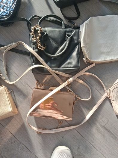 Loads bags free
