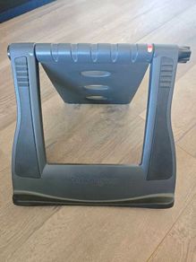 Kensington laptop riser