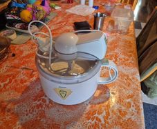 ice cream maker