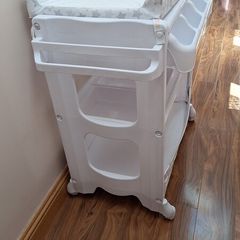 Baby changing table - free