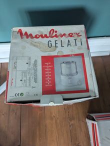 Ice cream maker