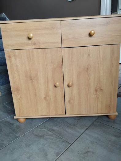 storage cupboard free to take away