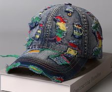 Caps