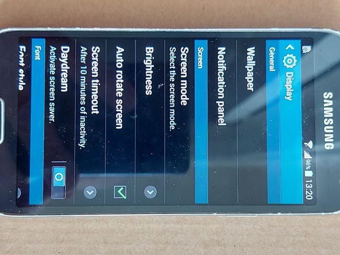 Samsung Galaxy S4 mini, 8gb, Model GT-I9195, in excellent cosmetic and working condition