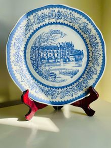 Gien France Chateau de la Loire Chenonceaux Dessert Plate BNIB Collectible Faience