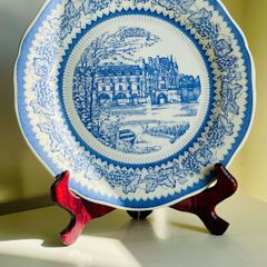 Gien France Chateau de la Loire Chenonceaux Dessert Plate BNIB Collectible Faience