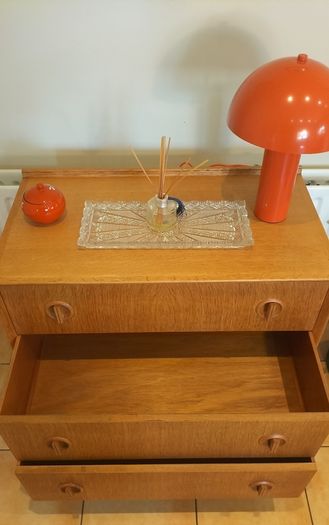 Mid Century Vintage Chest of Drawers