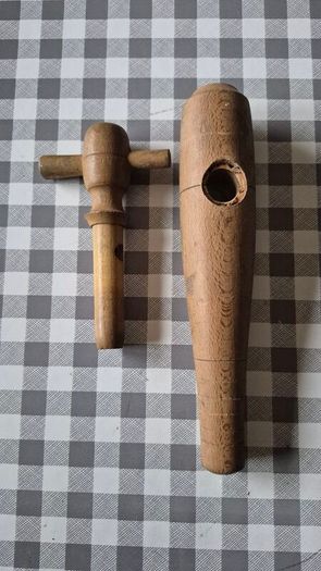 Vintage Wooden Wine / Beer Barrel Tap Spigot (French "Garanti" Stamp)