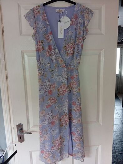 women's Boohoo dress size 14