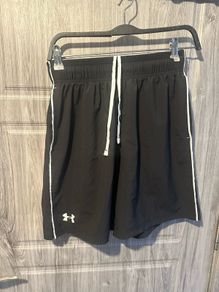 Under Armour Shorts - Small