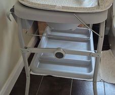 Chicco Cuddle & Bubble Comfort Baby Bath and Changing Table