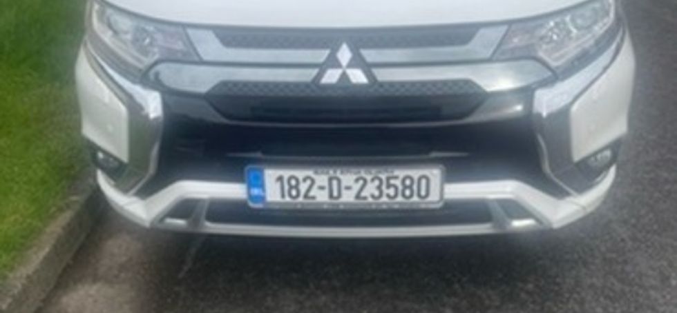 2018 Mitsubishi phev 2.4 intense extras