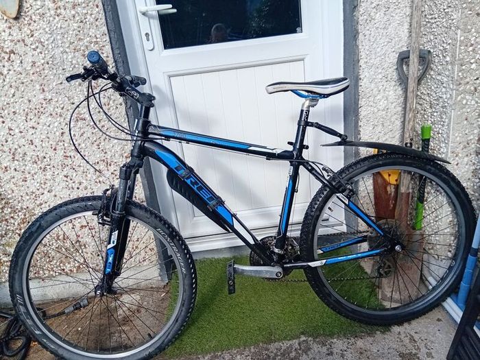 Trek 3700 Mountain Bike