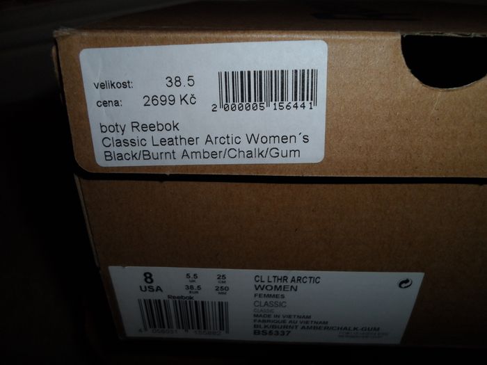 Reebok trainers on fur size 5.5
