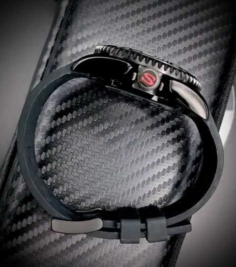 Dark Wave - Stealth Custom - Seiko Automatic