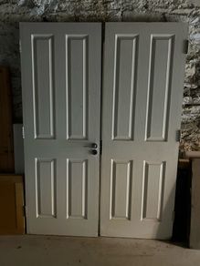 Double doors - width 1420mm x height 1985mm