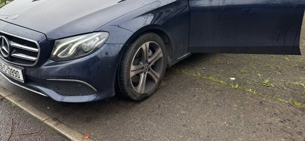 Mercedes E220D