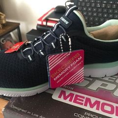 Womens Skechers Trainers Size: UK 3 / EUR 36