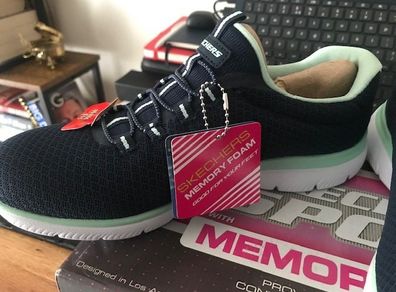 Womens Skechers Trainers Size: UK 3 / EUR 36
