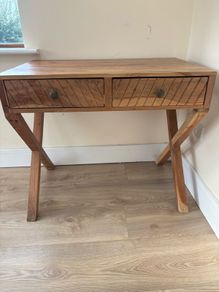 console table