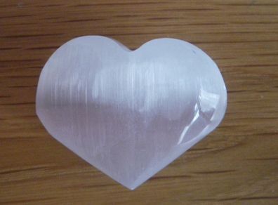 Selenite Heart,Crystals,gemstones.Valentine's Day