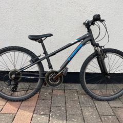Trek Precaliber 24" - 21 Speed (8-12 years)