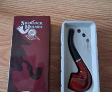 Sherlock Holmes pipe