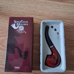 Sherlock Holmes pipe