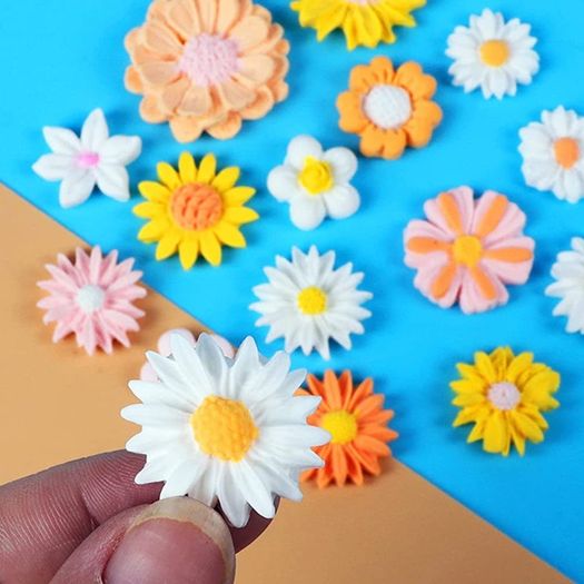 4 PCS Silicone Rose Mould, Silicone Flower Moulds Chocolate Candy Mould Icing Flower Cake Mould 3D Daisy Flower Fondant Mould for Wax Melts Cake Decorating Baking Sugarcraft Jelly (FREE POSTAGE)