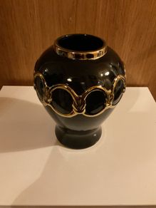 Beautiful Gold and black Vase