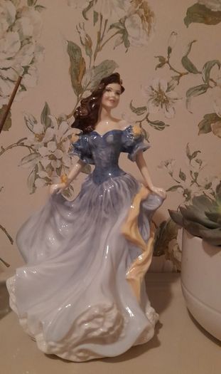 Royal Doulton figurine "Rebeca"