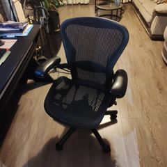 Herman Miller Classic Aeron Ergonomic Chair Size B