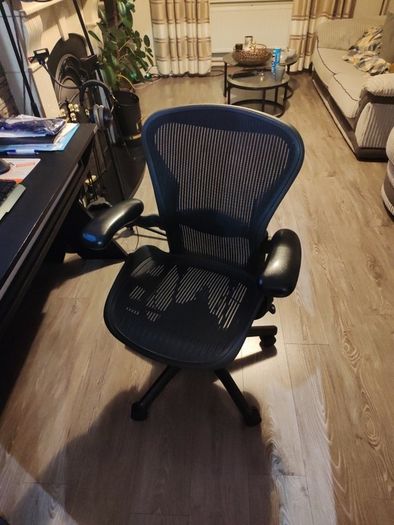 Herman Miller Classic Aeron Ergonomic Chair Size B