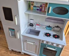 toy kitchen