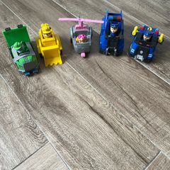 Paw patrol vehicles & characters