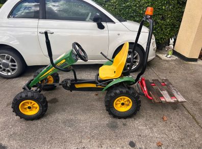 John Deere Berg XL go-kart